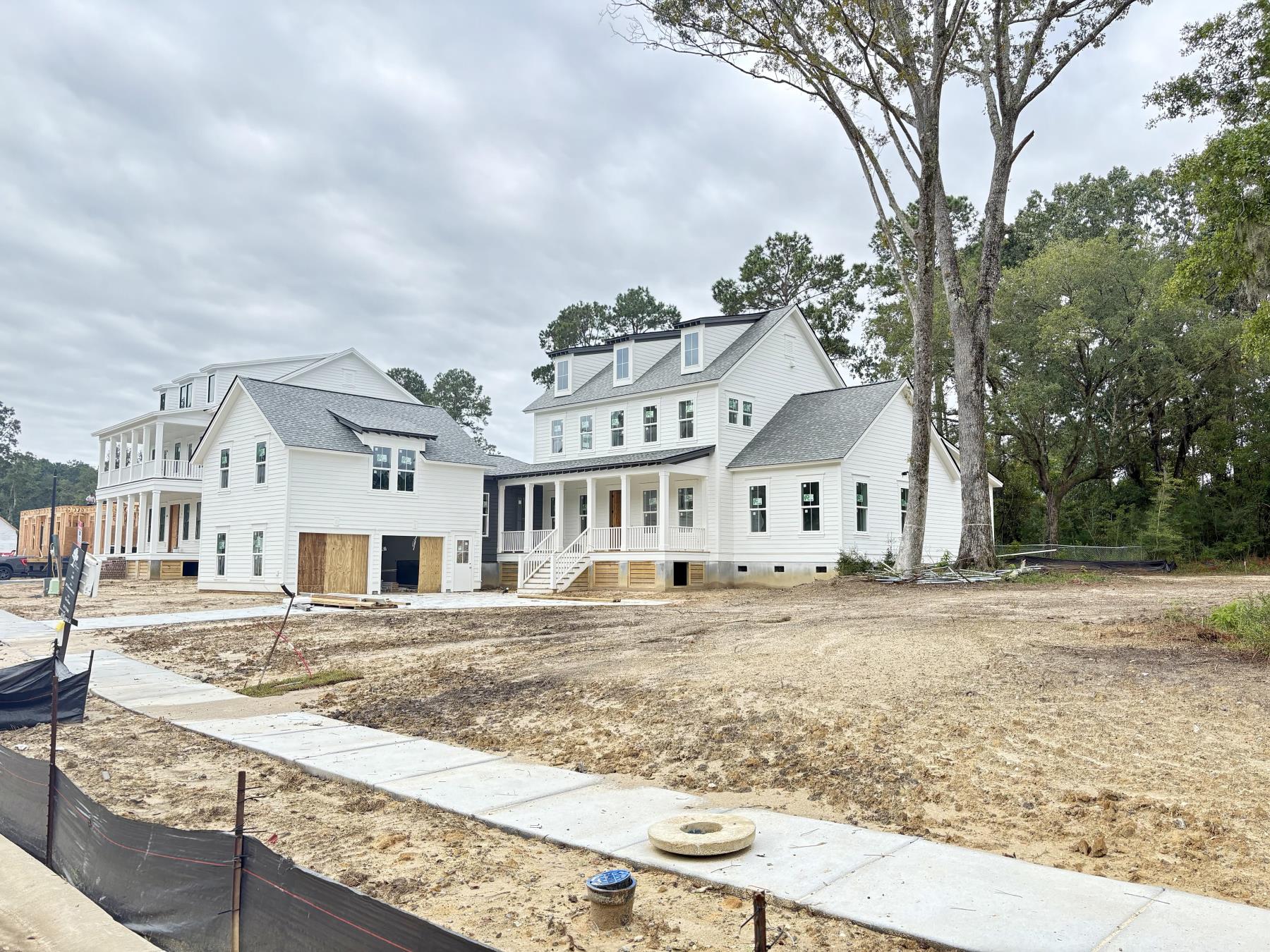 3873_Construction_Front_10_14_25.jpg